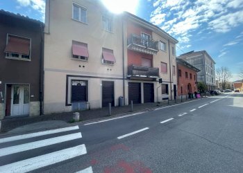 Foto 6 - Commercial Premises via piave
 
16, Arcore - photo 6