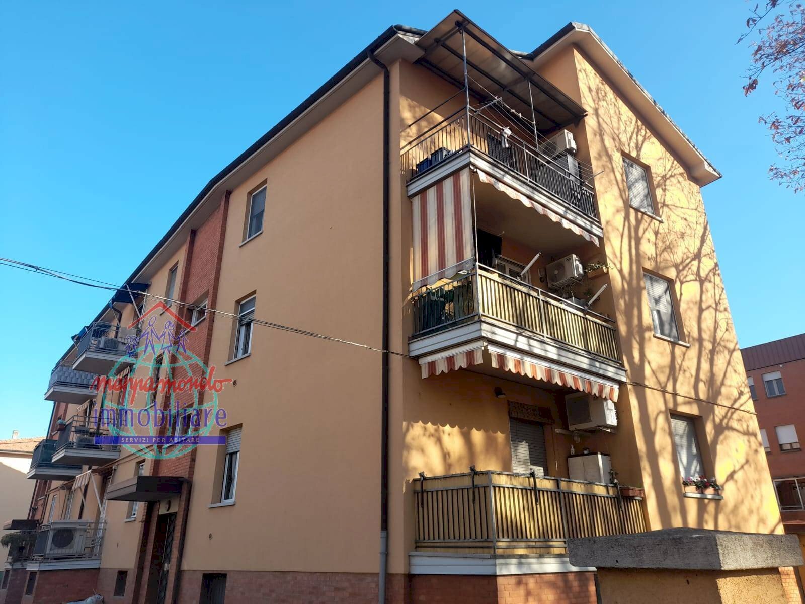 Foto 1 - Trilocale VIA ROMA
 
49, Calderara di Reno - foto 1