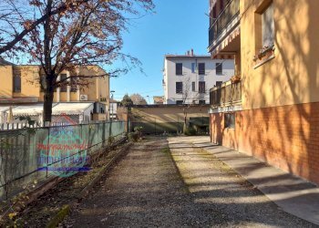 Foto 48 - Trilocale VIA ROMA
 
49, Calderara di Reno - foto 48