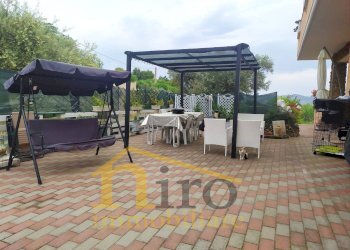 Foto 2 - Casa indipendente via Leonardo Petruzzi, Città Sant'Angelo - foto 2