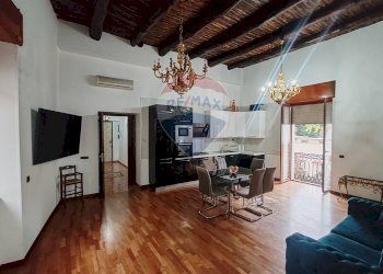 Sala da pranzo - Appartamento Via Cesare Rosaroll
 
190, Napoli - foto 15