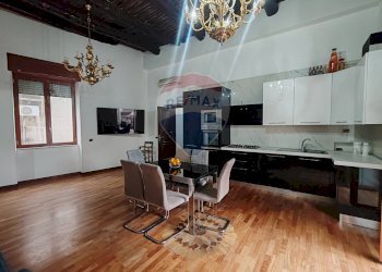 Sala da pranzo - Appartamento Via Cesare Rosaroll
 
190, Napoli - foto 17