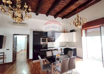 Sala da pranzo - Appartamento Via Cesare Rosaroll
 
190, Napoli - foto 19