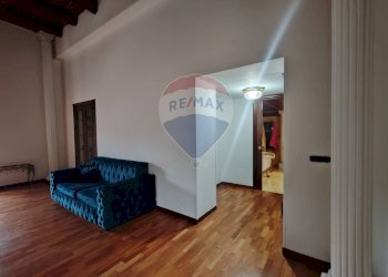 Soggiorno - Appartamento Via Cesare Rosaroll
 
190, Napoli - foto 23