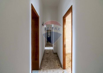 Hall / corridoio - Casa semi indipendente Via Vitaliti
 
41, Catania - foto 6