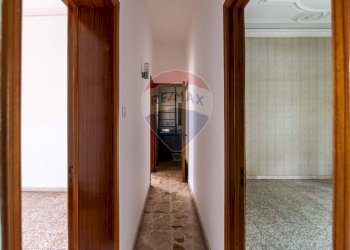 Hall / corridoio - Casa semi indipendente Via Vitaliti
 
41, Catania - foto 33