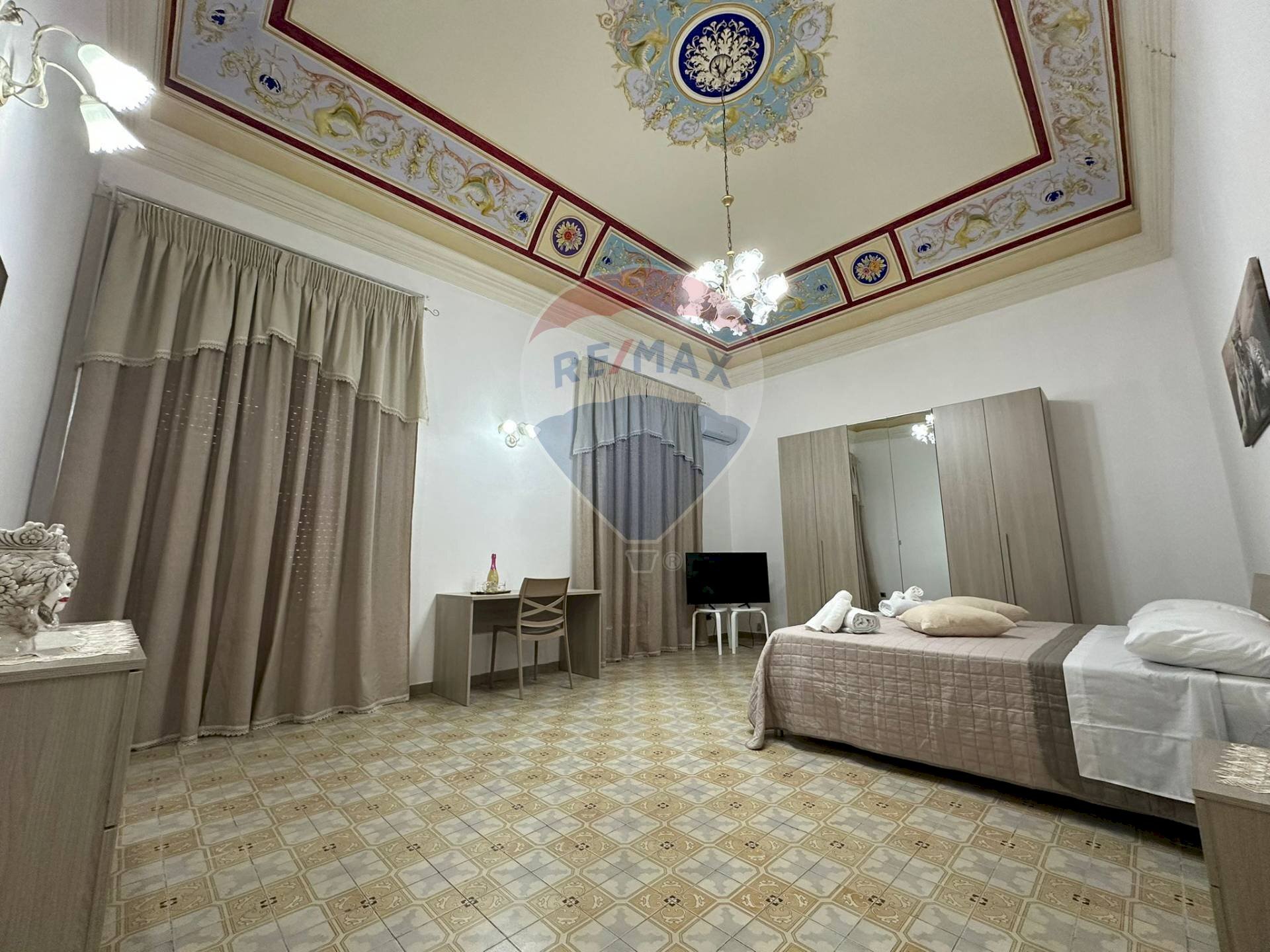 Camera / camera da letto - Terreno non edificabile via Sapuppo
 
18, Catania - foto 2