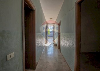 Hall / corridoio - Villa Via Gela
 
78, Caltagirone - foto 27