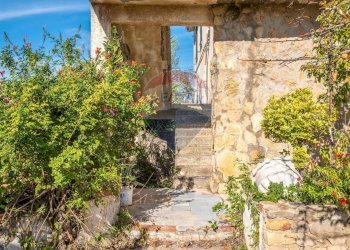 Giardino - Villa Via Gela
 
78, Caltagirone - foto 3