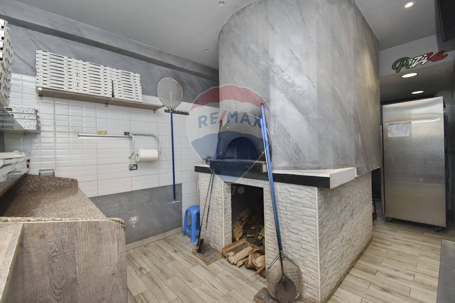 Dettagli - Attività Commerciale via San Giovanni da Verrazzandi
 
157, Catania - foto 1