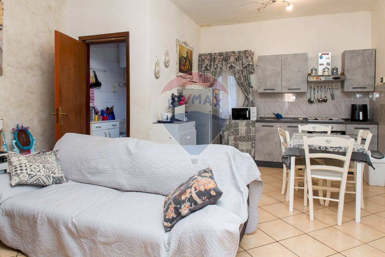 Sala da pranzo - Bilocale Via Lenin
109, Misterbianco - foto 2