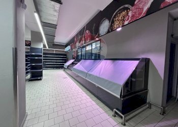 Camera / camera da letto - Locale Commerciale Via Siena
 
16, Catania - foto 12