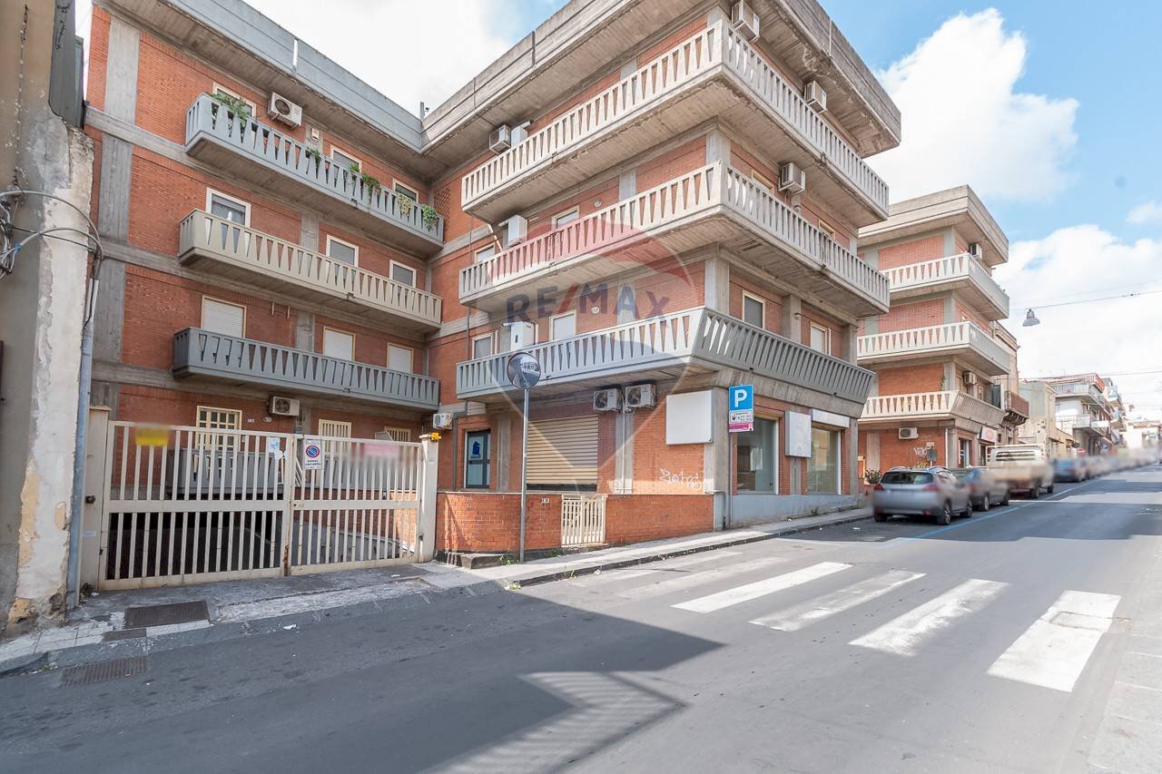 Foto 1 - Box Via Giuseppe Garibaldi
 
187, Misterbianco - foto 1