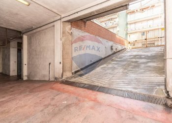 Foto 4 - Box Via Giuseppe Garibaldi
 
187, Misterbianco - foto 4