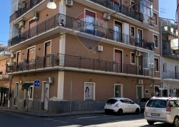 Edificio all\'aperto - Trilocale via delle terme
 
40, Misterbianco - foto 24