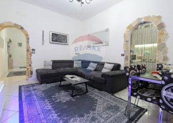 Soggiorno - Quadrilocale Via Del Principe
 
110, Catania - foto 15