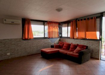 Soggiorno - Trilocale via santa maria la stella
 
25, Aci Sant'Antonio - foto 15