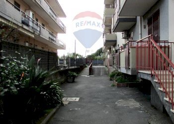 Edificio all\'aperto - Trilocale via santa maria la stella
 
25, Aci Sant'Antonio - foto 13