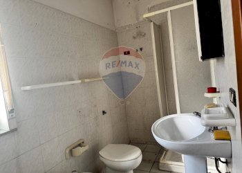 Bagno - Negozio via etna
 
43/a, San Giovanni la Punta - foto 13