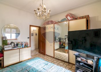 Camera / camera da letto - Quadrilocale Via Caduti del Lavoro
 
2, Gravina di Catania - foto 8