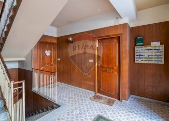 Ricezione / Lobby - Quadrilocale Via Caduti del Lavoro
 
2, Gravina di Catania - foto 21