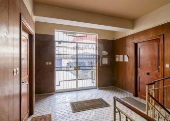 Ricezione / Lobby - Quadrilocale Via Caduti del Lavoro
 
2, Gravina di Catania - foto 22