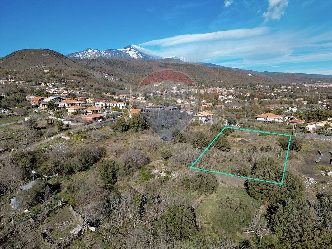 Vista delle montagne - Terreno agricolo Via Bosco
 
snc, Zafferana Etnea - foto 1