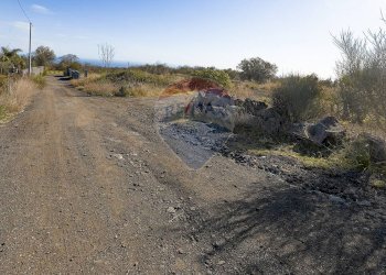 Vista delle montagne - Terreno agricolo Via Bosco
 
snc, Zafferana Etnea - foto 3