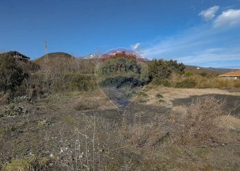 Vista delle montagne - Terreno agricolo Via Bosco
 
snc, Zafferana Etnea - foto 11