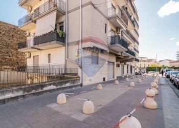 Edificio all\'aperto - Appartamento Via Cavallaro
 
2, Catania - foto 2