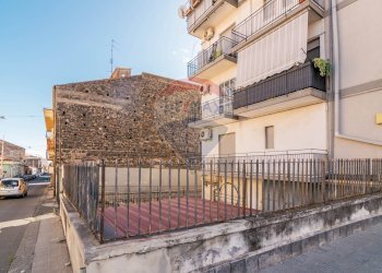 Edificio all\'aperto - Appartamento Via Cavallaro
 
2, Catania - foto 35