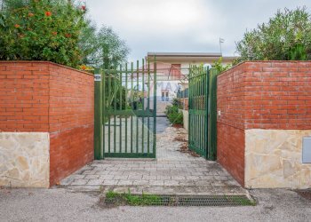 Casa all\'aperto - Villa Villaggio Gelsari
 
snc, Augusta - foto 2