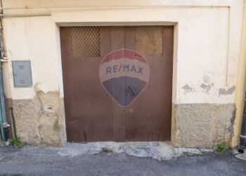 Edificio all\'aperto - Casa indipendente Via Valentino
 
18, Caltagirone - foto 19