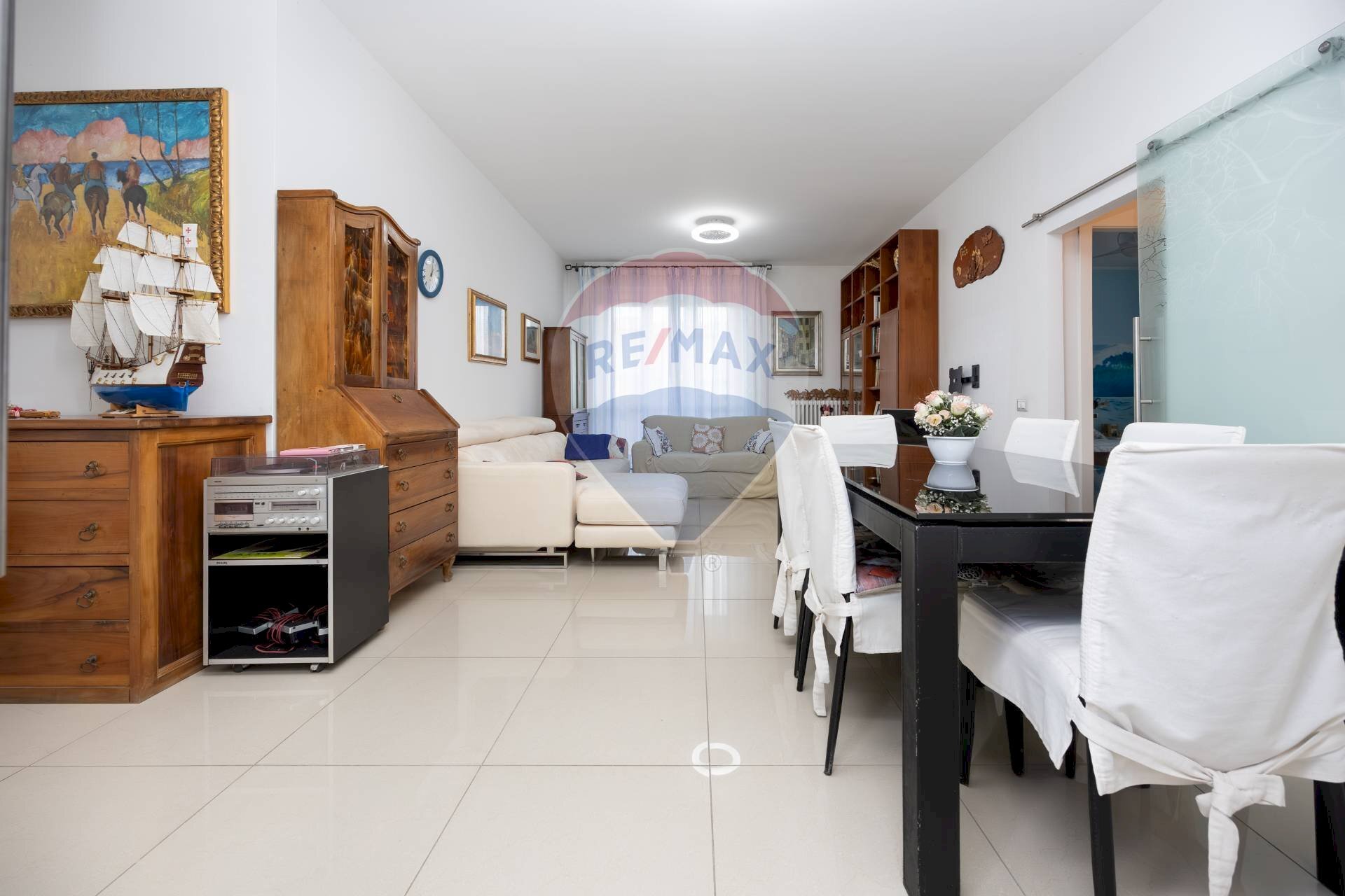 Sala da pranzo - Three-room apartment Via Don Giuseppe Locatelli
 
6, Roncello - photo 3