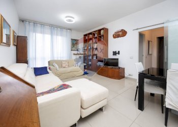 Sala da pranzo - Trilocale Via Don Giuseppe Locatelli
 
6, Roncello - foto 2