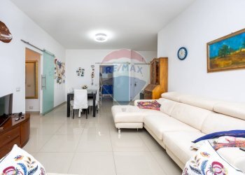 Sala da pranzo - Trilocale Via Don Giuseppe Locatelli
 
6, Roncello - foto 5