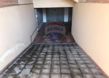 Accesso garage - Trilocale via Cesare Pavese
 
9, Castelfiorentino - foto 32