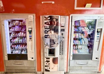 Soggiorno - Commercial Activity Via Cosimo Ridolfi
 
3, Empoli - photo 4