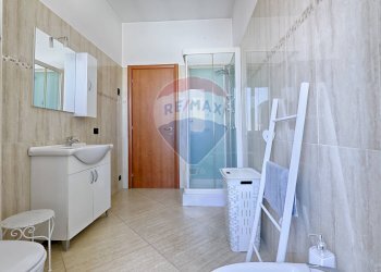 Bagno - Quadrilocale VIA GORIZIA
 
2, Limbiate - foto 6