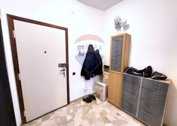 Hall / corridoio - Monolocale via Torino
 
8, Rho - foto 13