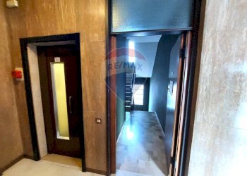 Hall / corridoio - Monolocale via Torino
 
8, Rho - foto 14