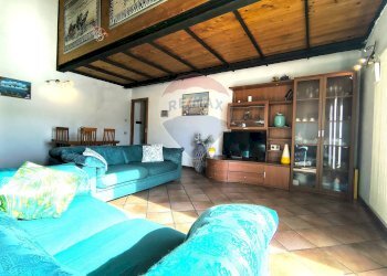 Soggiorno - Villa via per rogeno
 
15, Costa Masnaga - foto 20