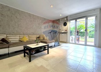 Soggiorno - Trilocale via don mauro bonzi
 
36, Desio - foto 5