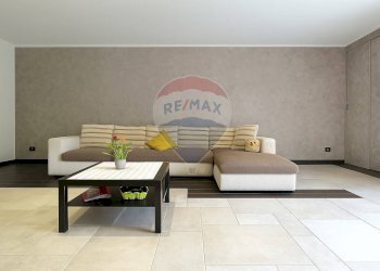 Soggiorno - Trilocale via don mauro bonzi
 
36, Desio - foto 10