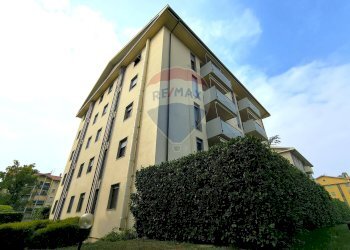 Edificio all\'aperto - Trilocale via don mauro bonzi
 
36, Desio - foto 32