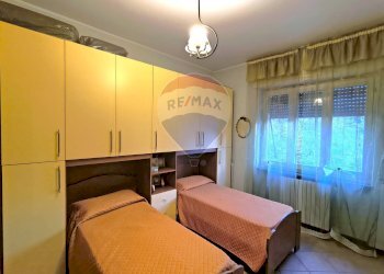 Camera / camera da letto - Trilocale via Giuseppe Parini
 
1, Colle Brianza - foto 13