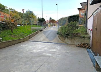 Edificio all\'aperto - Trilocale via Giuseppe Parini
 
1, Colle Brianza - foto 25