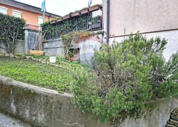 Giardino - Trilocale via Giuseppe Parini
 
1, Colle Brianza - foto 26