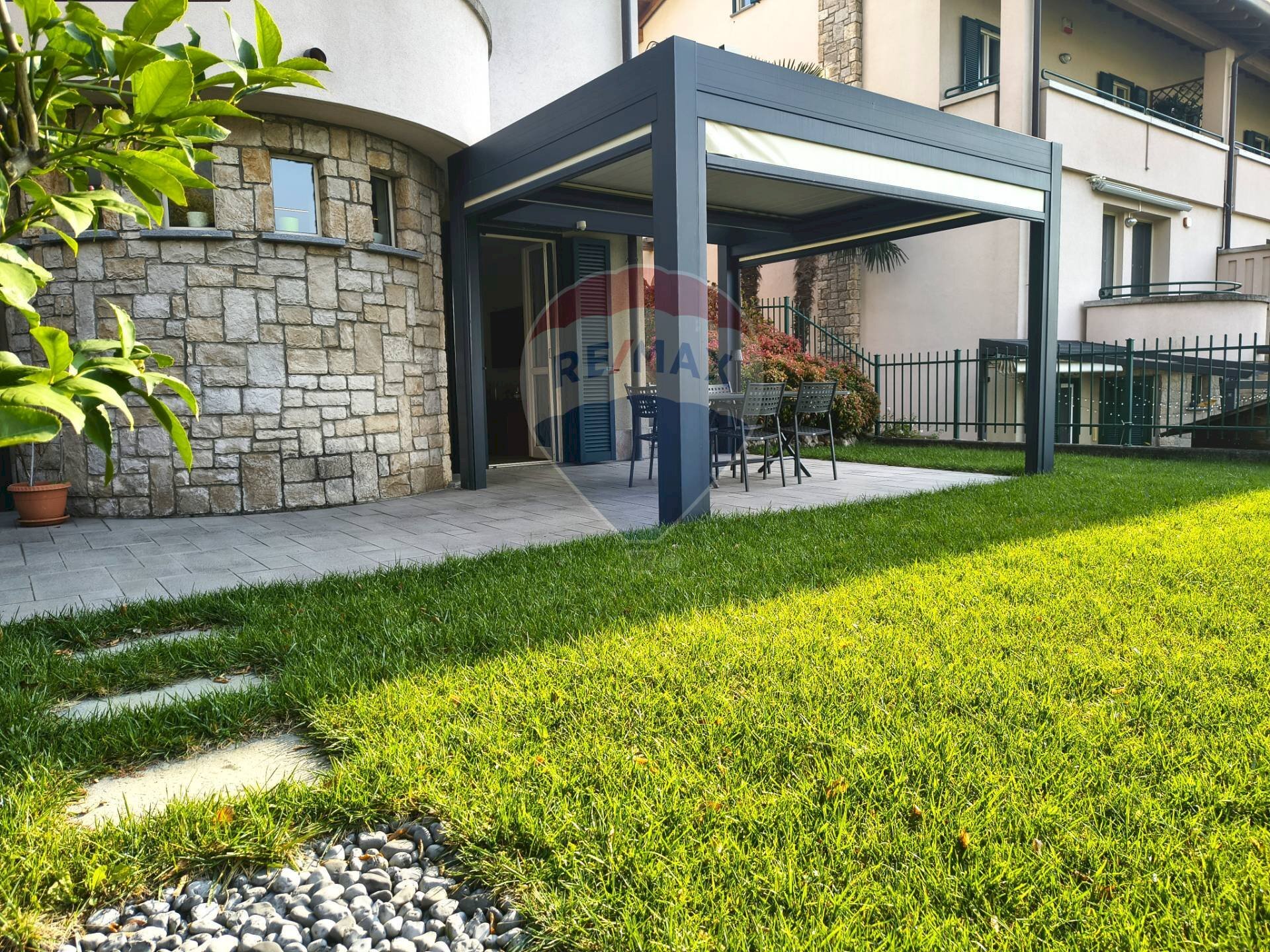 Casa all\'aperto - Villa a Schiera via del roccolo
 
14, Civate - foto 1