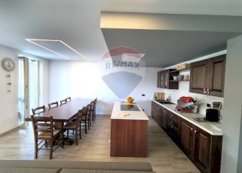 Cucina - Villa a Schiera via del roccolo
 
14, Civate - foto 8